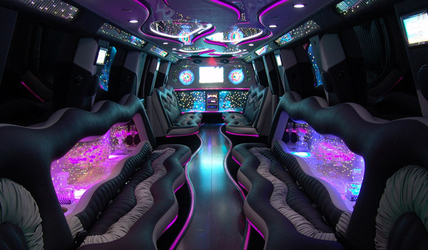 White Lincoln Stretch