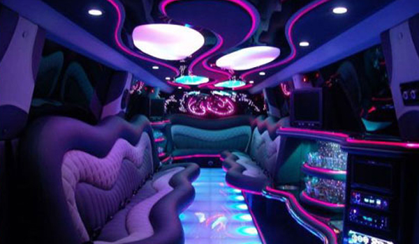 White Lincoln Stretch